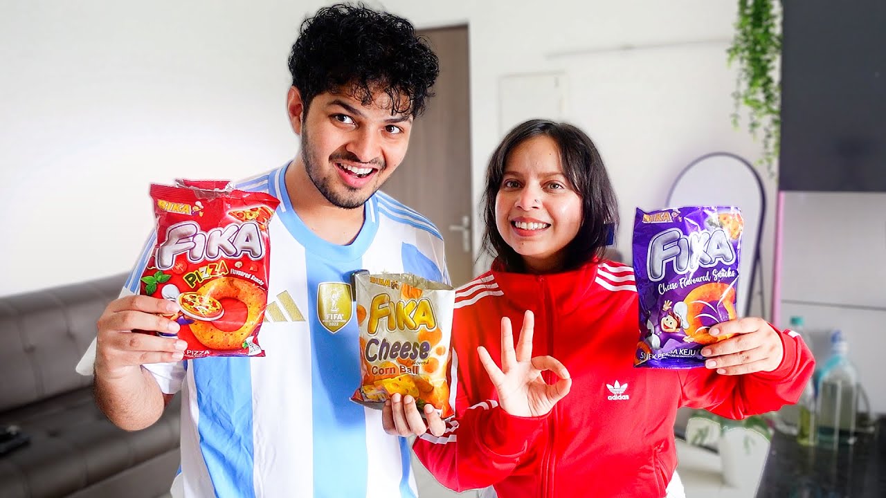 Trying Malaysian Snacks with @SunRayBee