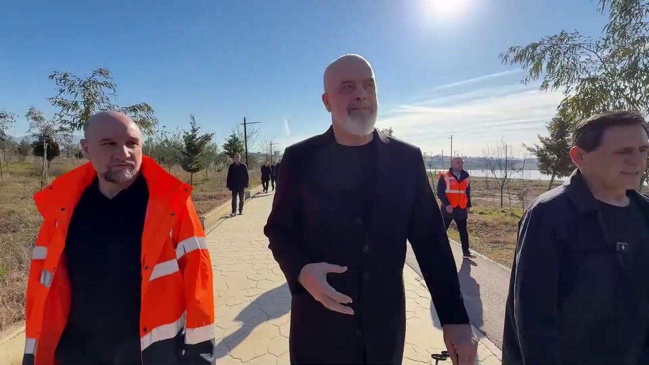 📍Tiranë, Kamzë - Në Parkun e Liqenit të Paskuqanit, një hapësirë e rilindur prej 84 hektarësh