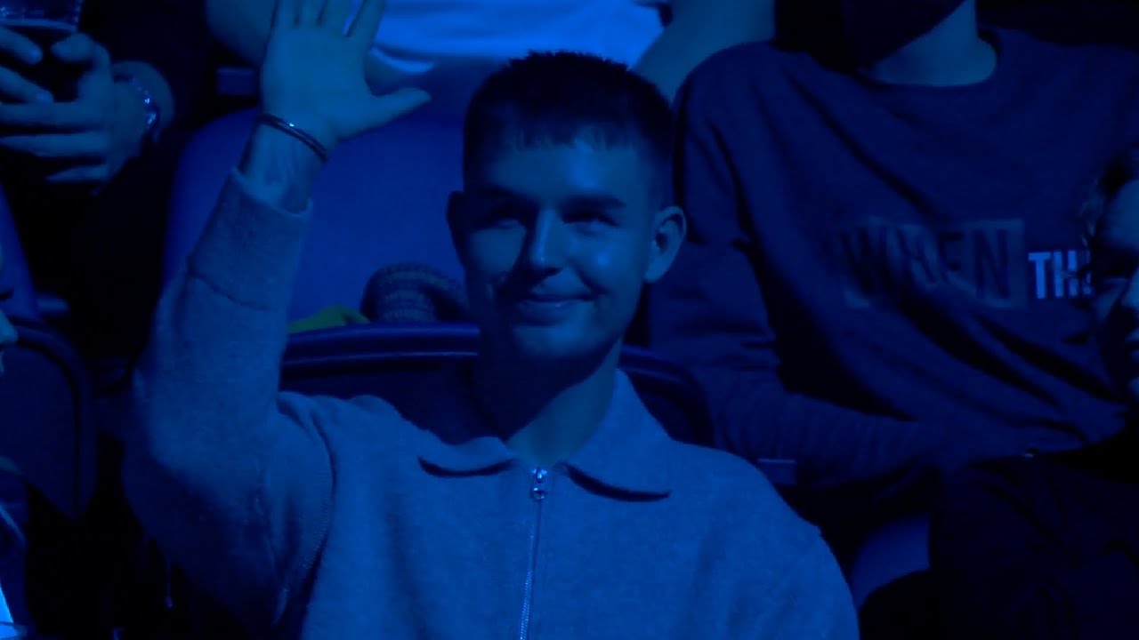 dev1ce spotted in the crowd (BLAST Premier Fall Final 2022)