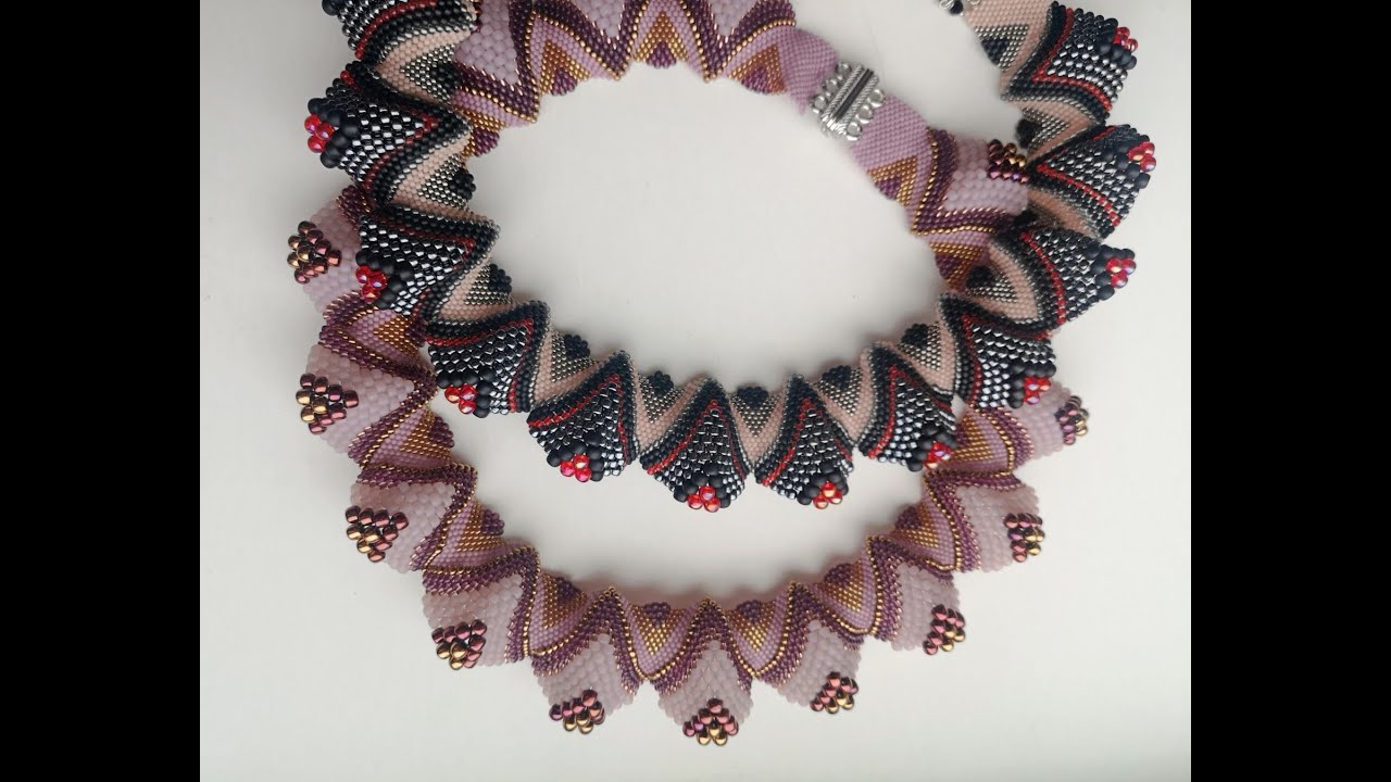 Flat Cellini waves necklaces