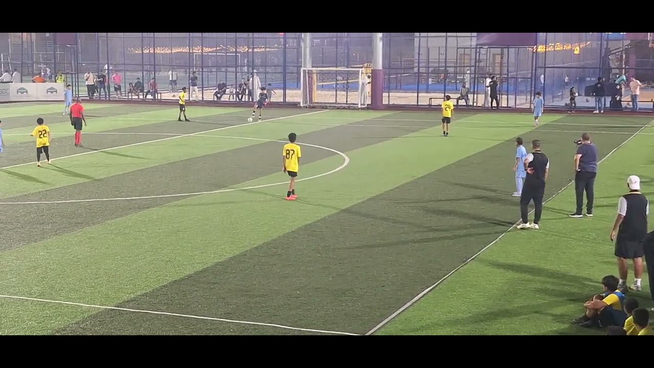 نهائي كأس بطولة القرية الأولمبية الرمضانية بين براعم الاتحاد 2013 ضد أكاديمية مهد الشوط الأول 