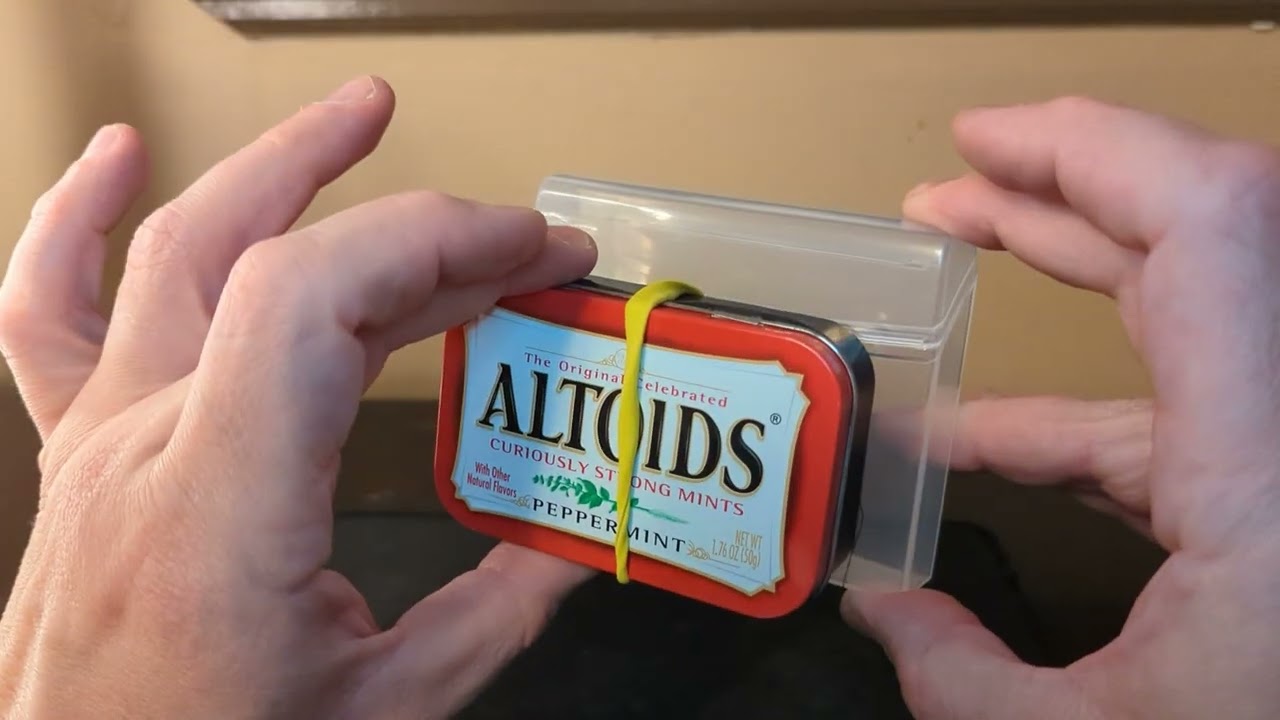 EDC Extra bubble gum case as a mini  kit