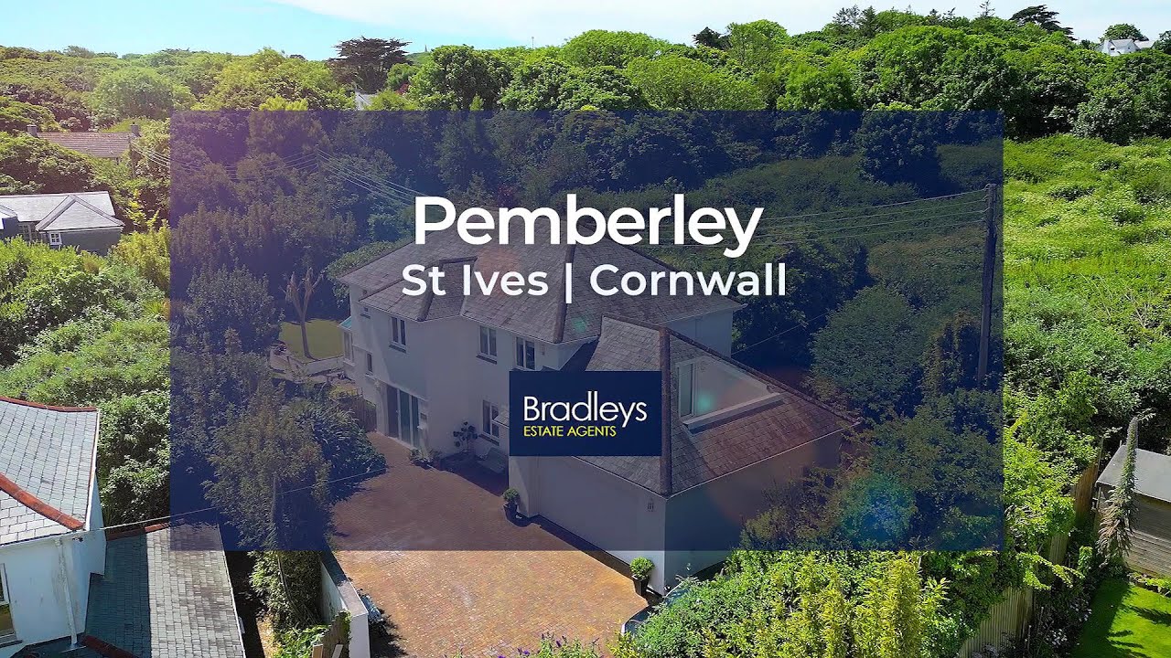 PROPERTY FOR SALE  | Pemberley, St Ives  | Bradleys Estate Agents