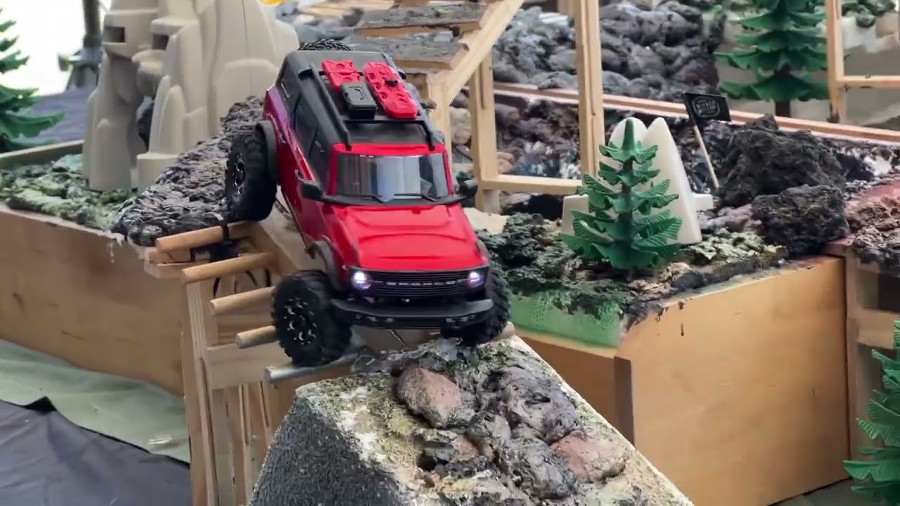 Axial SCX24 Bronco Test Run on the indoor Obstacles Course RC Crawler Extreme
