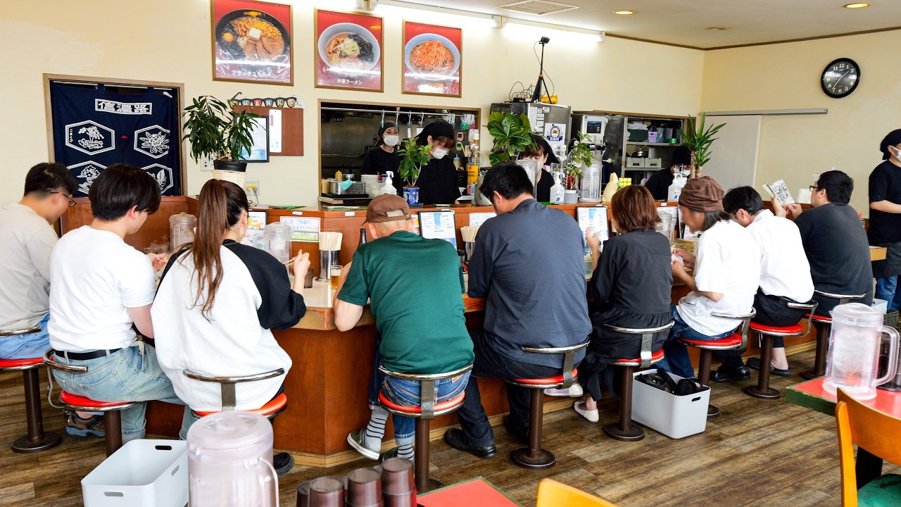 【富山】３７席で１日最高４００杯！開店から常連が殺到するラーメン食堂丨THE BEST Ramen in Japan
