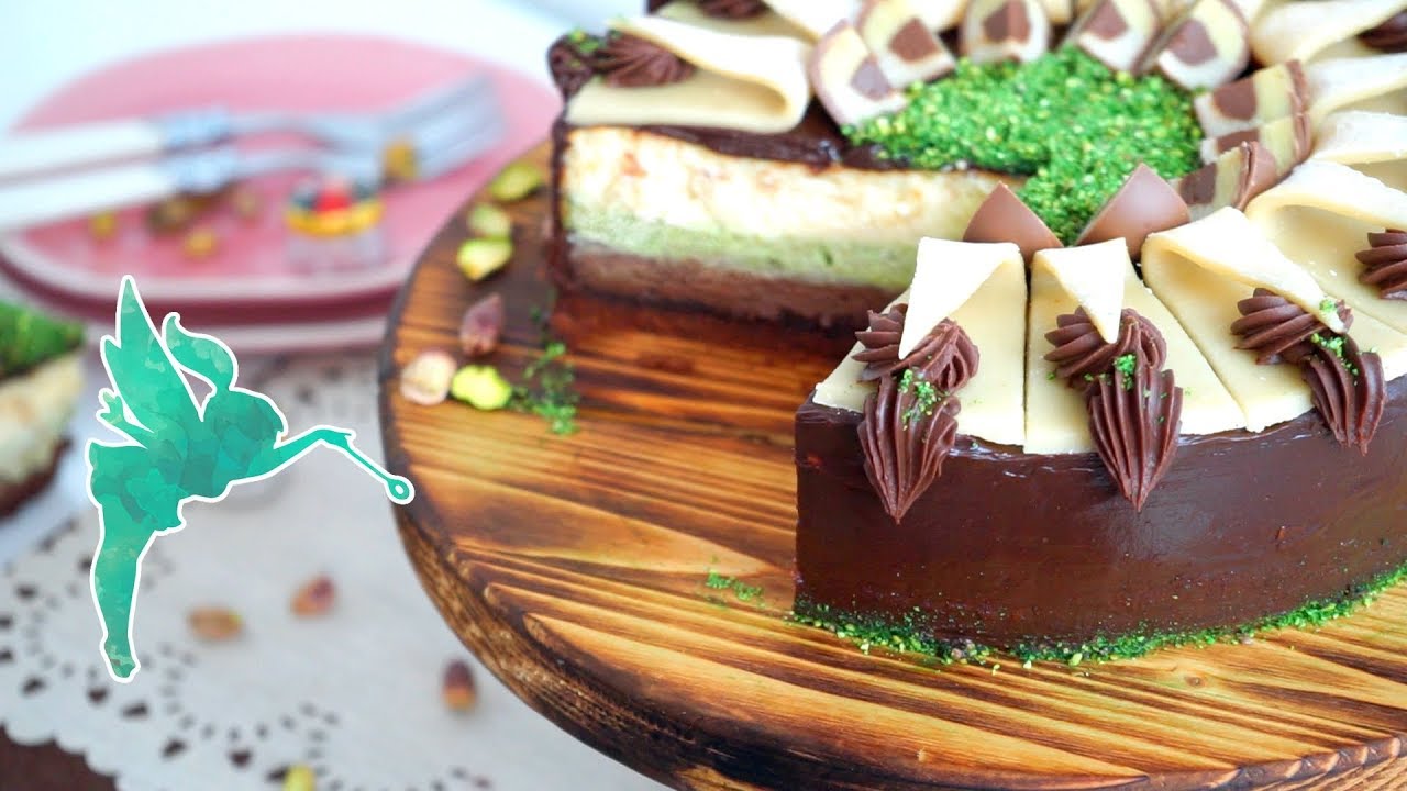 Mozart Käsekuchen - Käsekuchen mit Nougat, Marzipan & Pistazien - Cheesecake Rezept - Kuchenfee