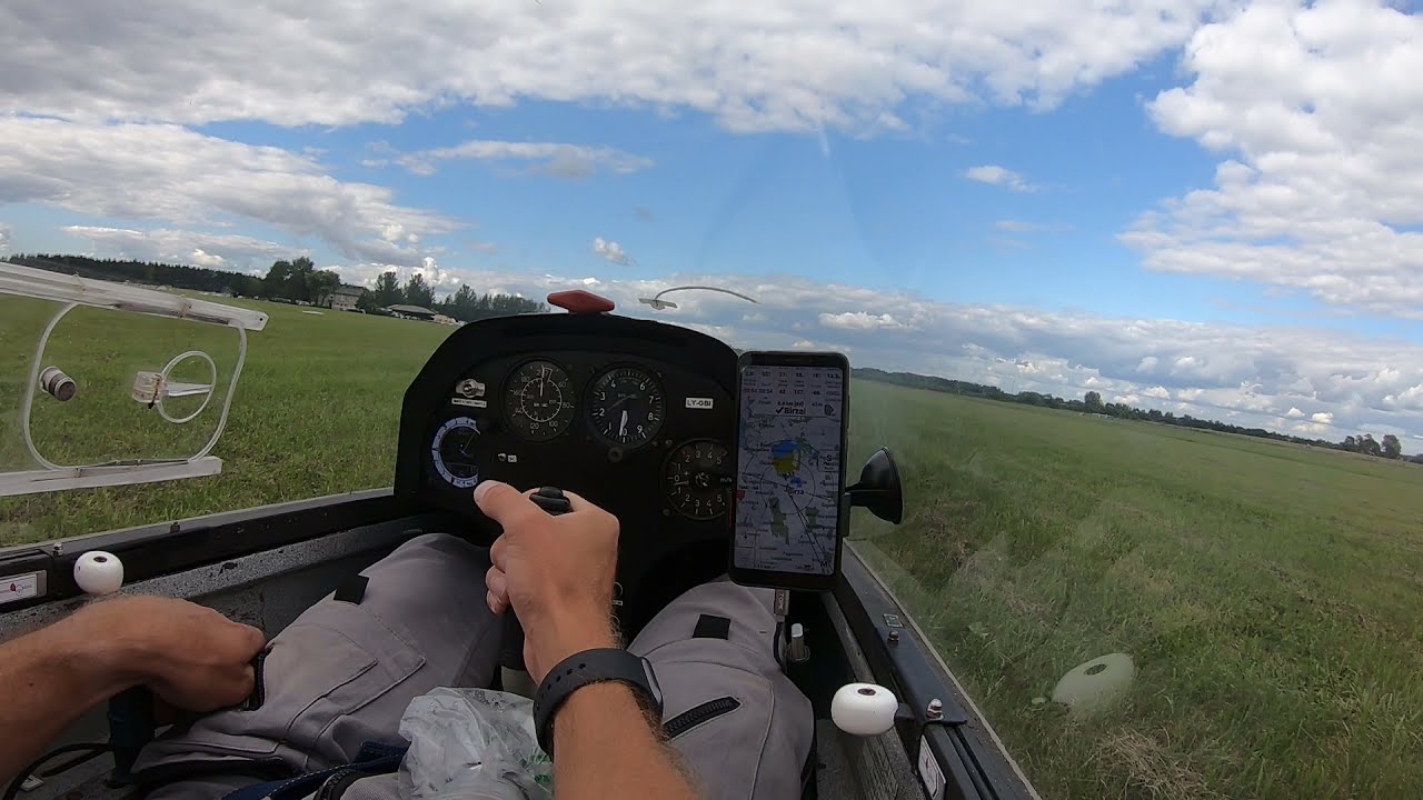 Perfect touchdown with a glider