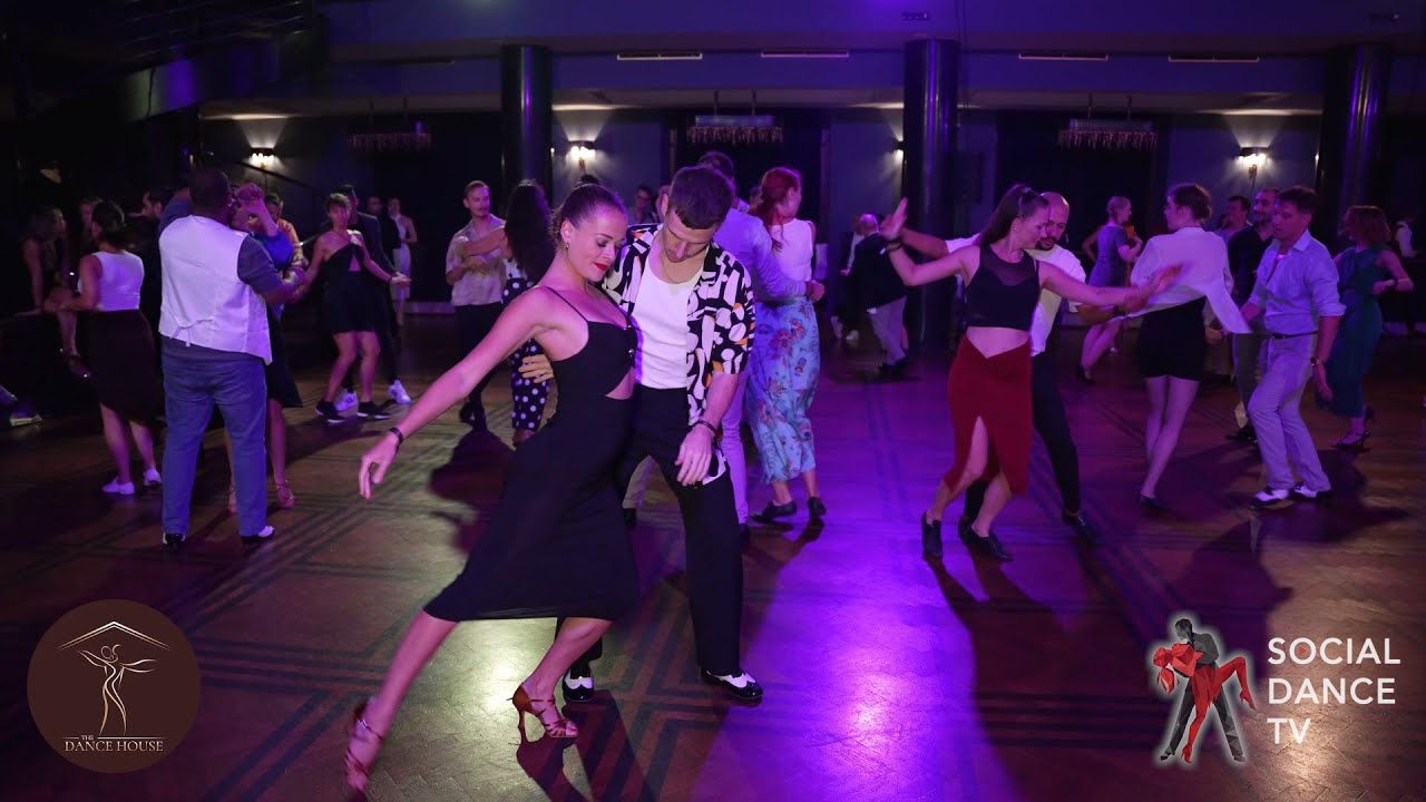 Social Dancing Samuel & Lisa #back2mambo Prague
