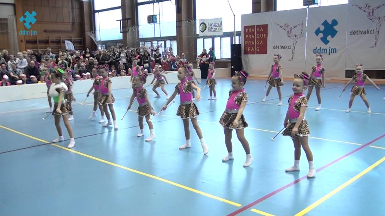 2016 04 03 / Děti v akci / 15 / Novoborské mažoretky