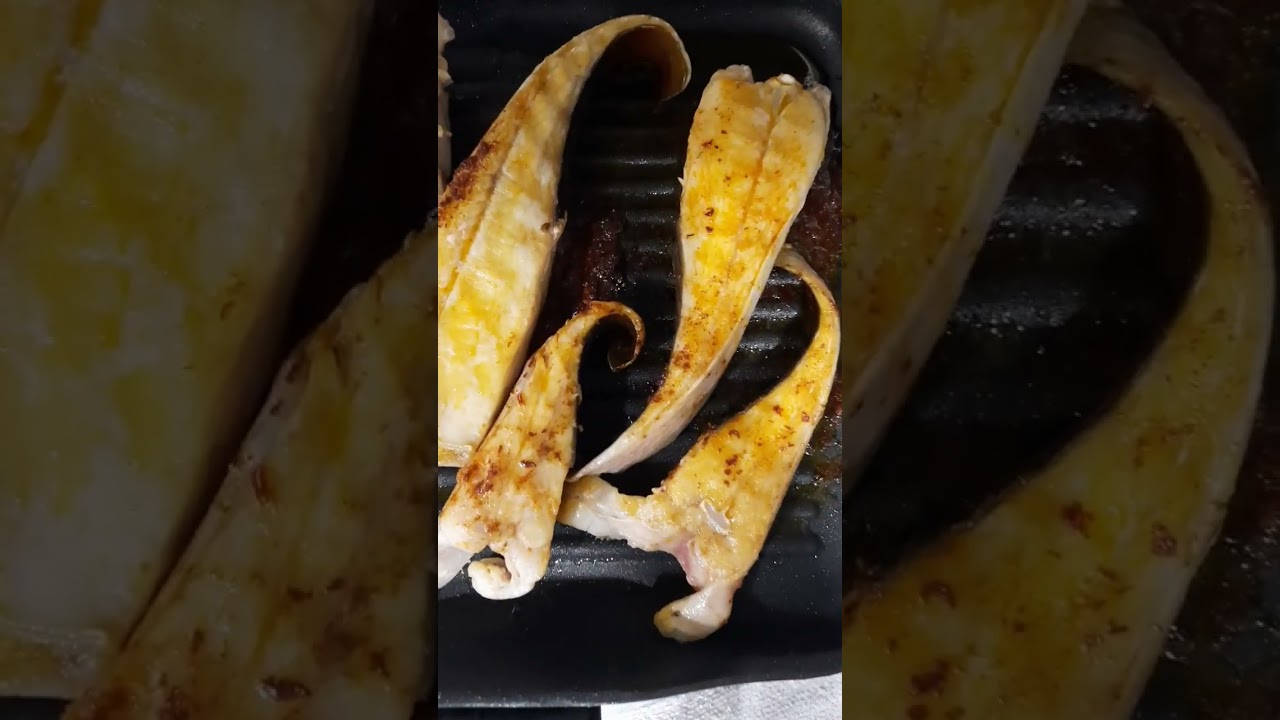 extra spicy grilled sting ray #shorts #food #exotic #spicy #asmr #satisfying sound