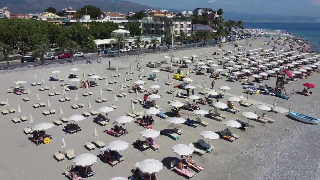 Camping dei Fiori Albenga - Commercial (DE)