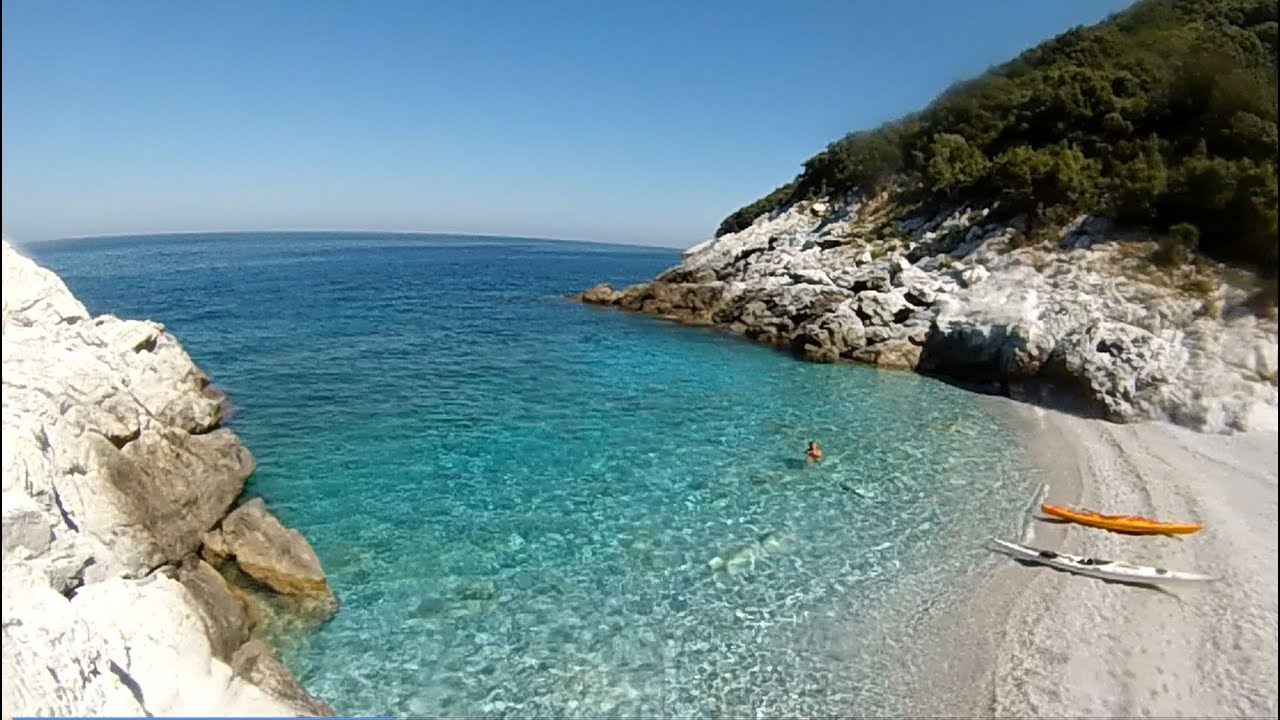 The sea caves of Veneto, Pilio, by kayak - καγιακ στις σπηλιες του Βενετου