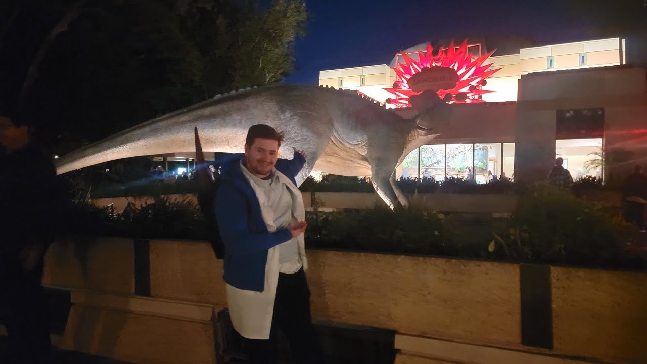 Let's go ride Dinosaur for the last time.