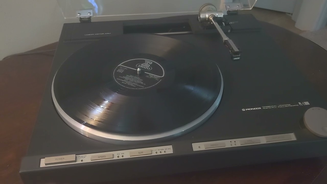 Обзор проигрывателя пластинок Pioneer Pl-L1000