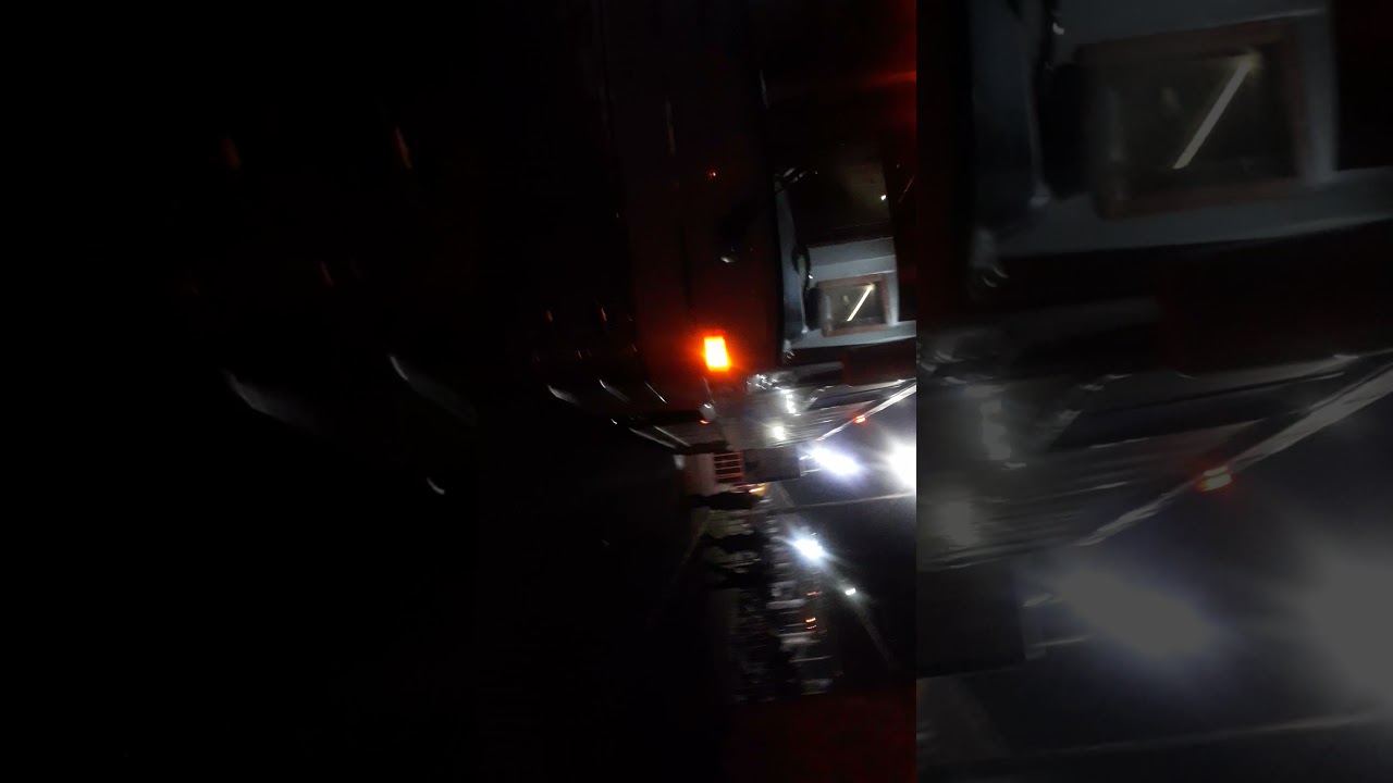 Autobús grupero Dina Avante de Sellecturs al servicio de Kumbia Kings.