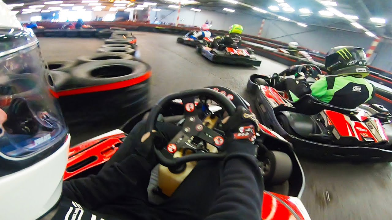 INTENSE KART RACE ON NARROW CIRCUIT!