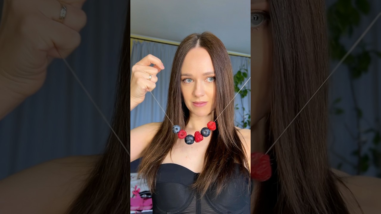 Ягодные бусы пробовали есть? А ягодный лип комбо?