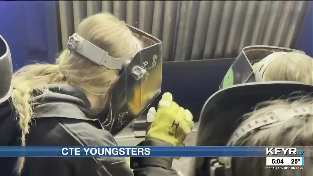 Wachter middle school students explore their technical skills