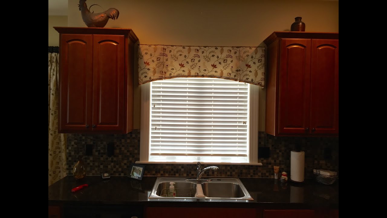 How to make a kick pleated arched valance pattern