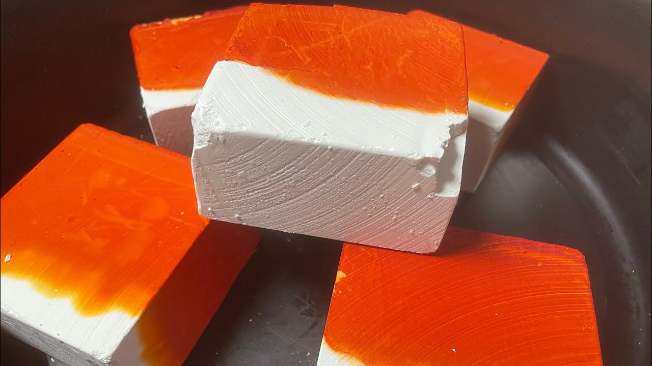 Orange Dip Dyed MagKing & Spri Gym Chalk