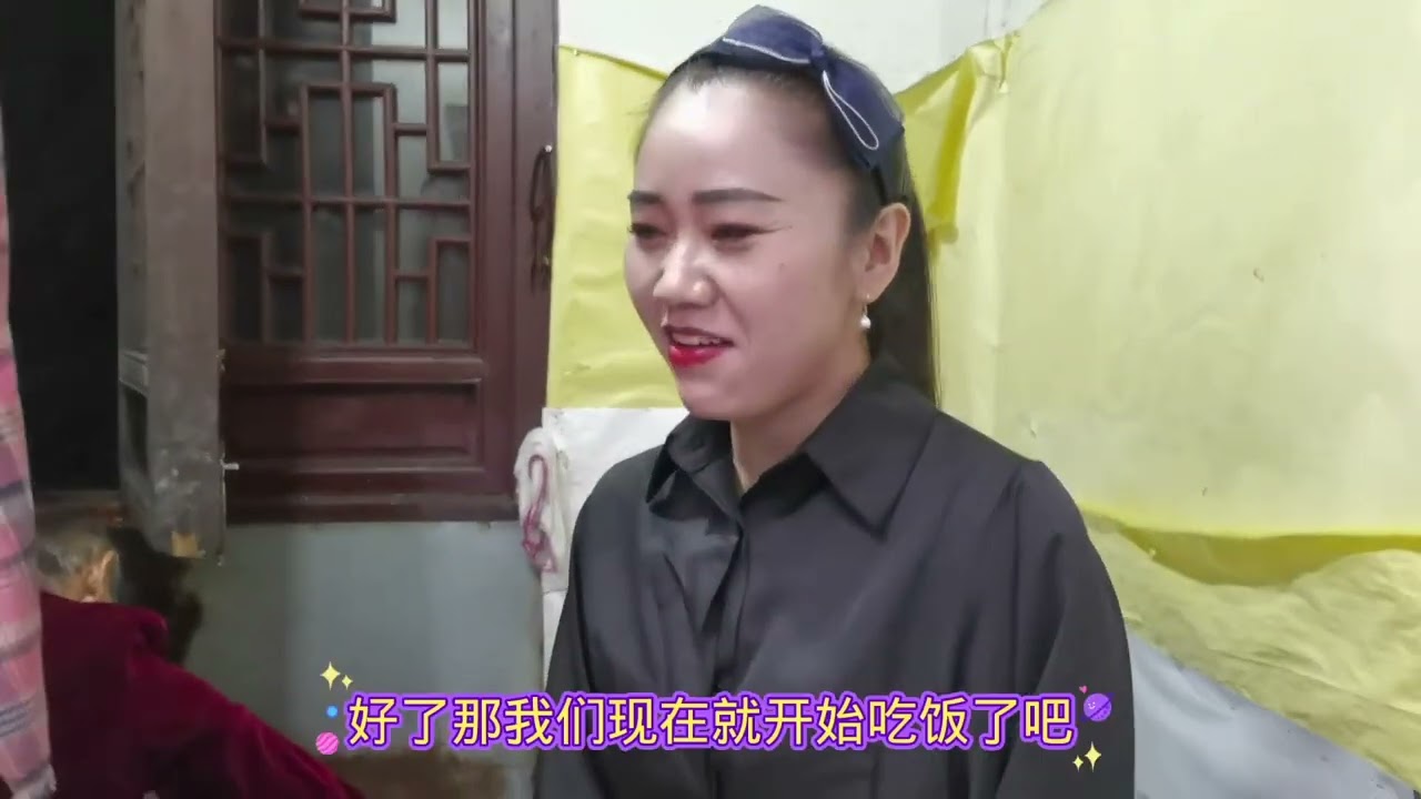 这是横店最丰盛的大神餐，被凤姐赶上了饱餐一顿，大家吃的很开心