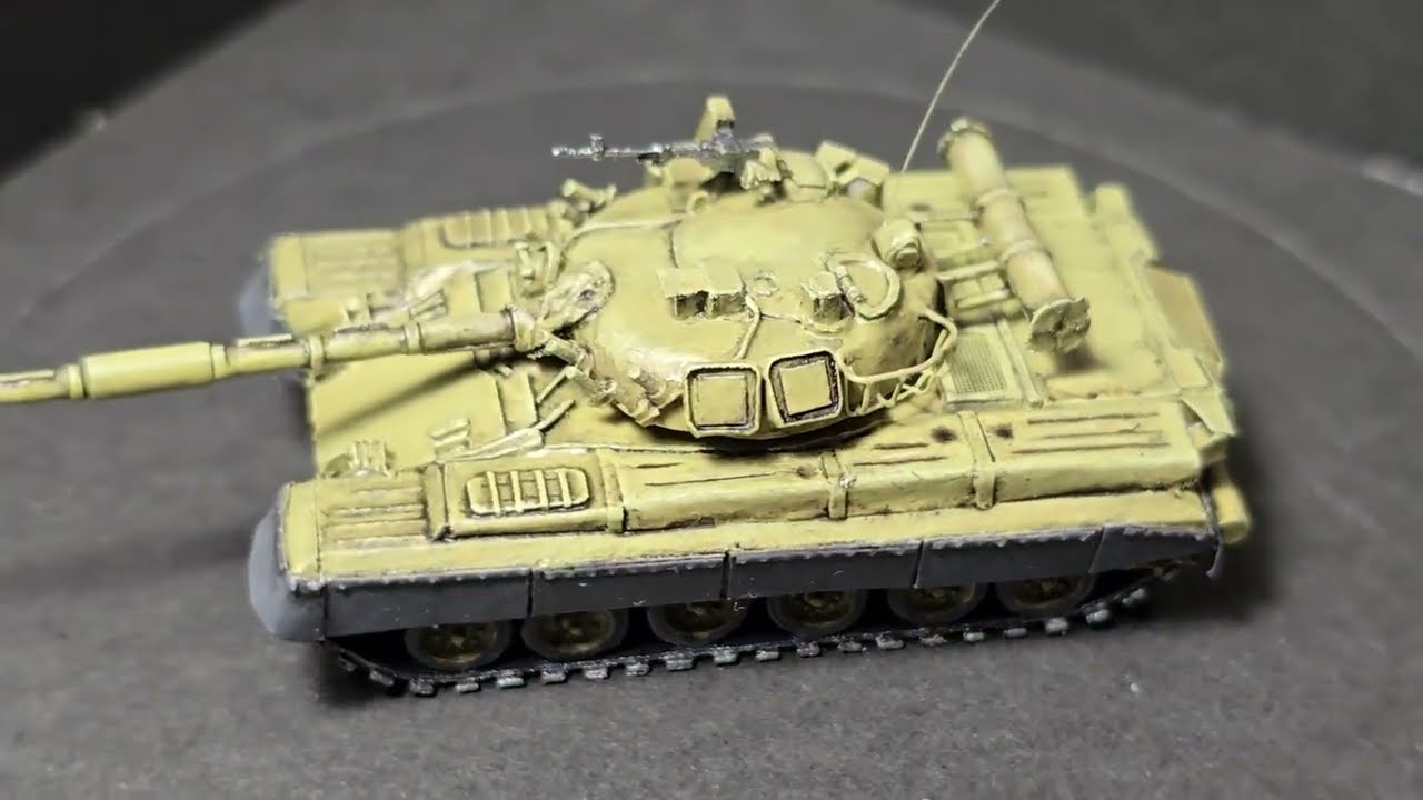 Making a tiny paper T-80 tank from scratch (part 5 — final)