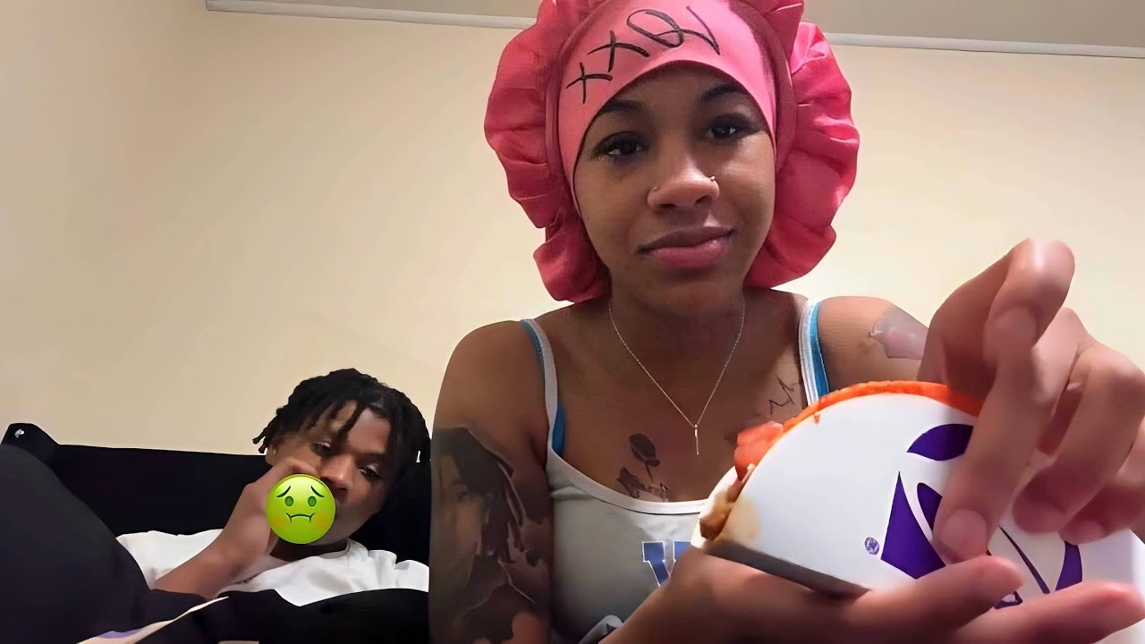 Jada & Lil Noonie Eating Taco Bell + (Story Time)😍🍽️
