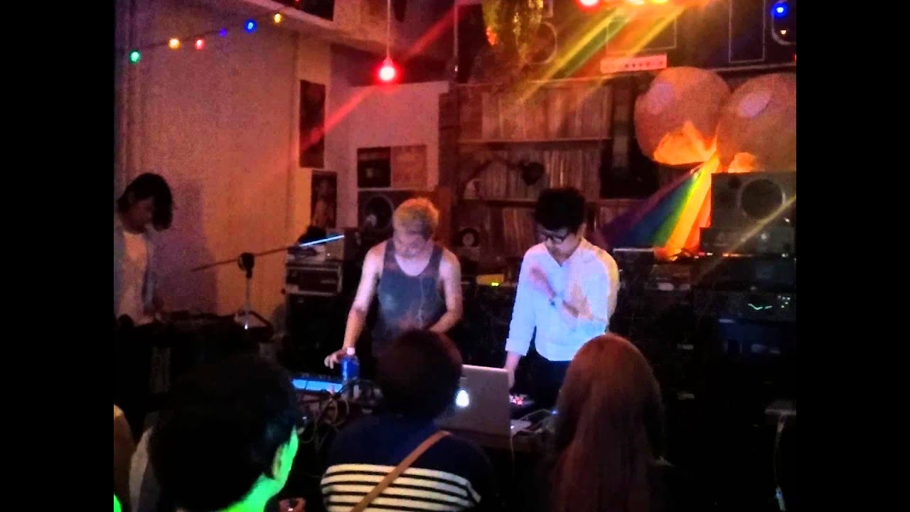 Flash Flood Darlings(플래시 플러드 달링스)- In the City