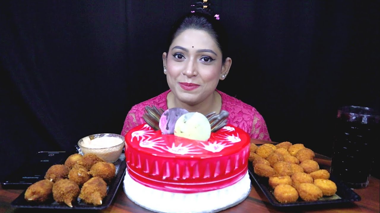 Strawberry Cake | Crab Claw Amritsari Fried | Lobster Bites | ASMR | Mukhbang | Cake Eating | Pia |
