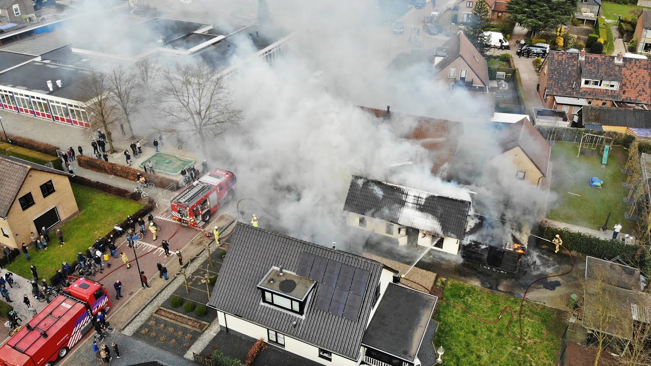 Schuurbrand in Uddel | 08-04-2021