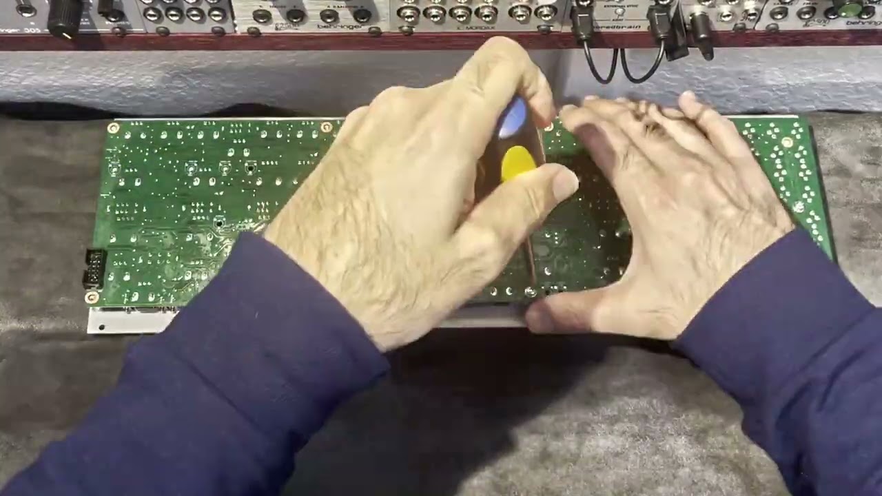 Behringer 2-XM Teardown
