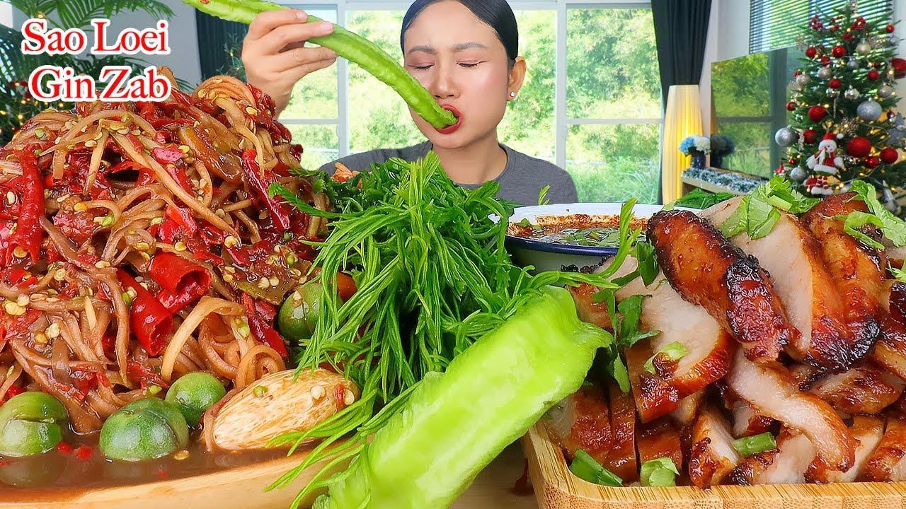 กินส้มตำปลาร้าเผ็ดๆ‼️คอหมูย่าง ชะอม ถั่วพูแซ่บๆจ้า