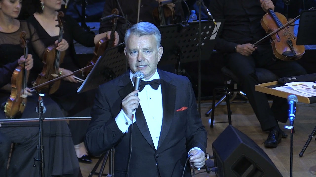 'I've Got You Under My Skin'  (Cole Porter) - The Qatar Philharmonic Orchestra