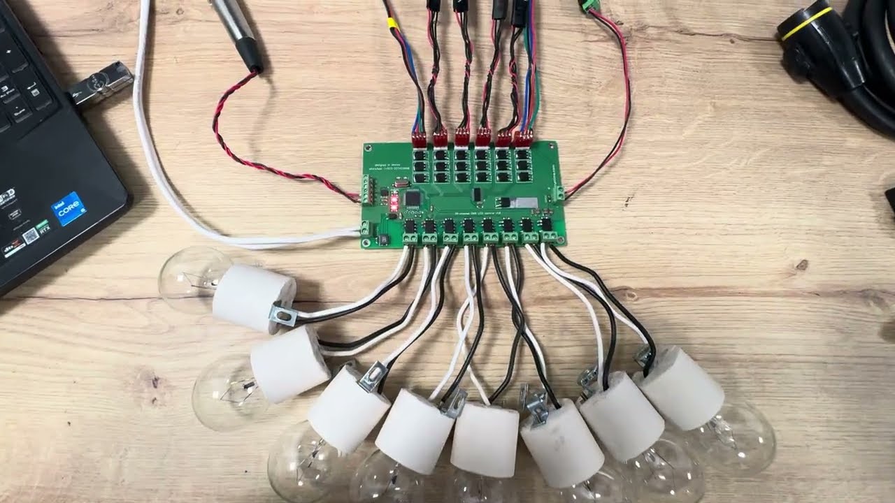 Tarjeta de 26 canales DMX para focos y tira LED