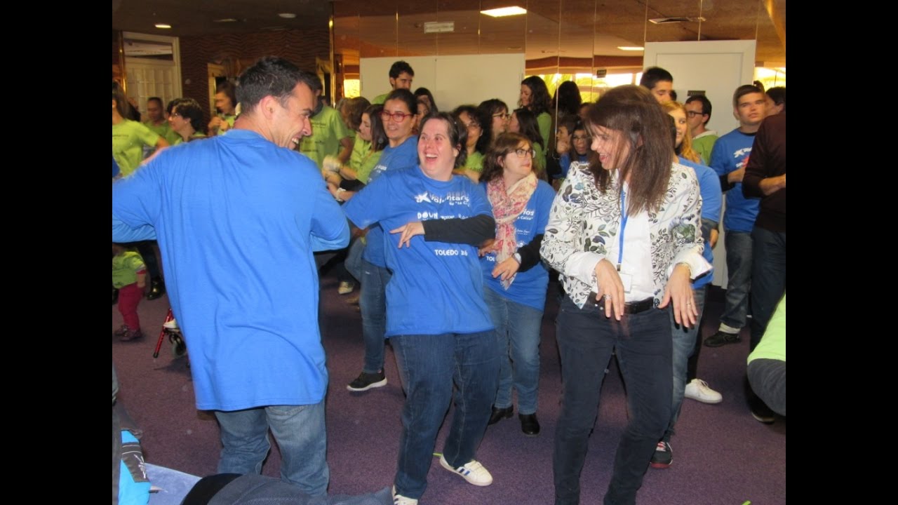 Grupo CECAP. FlashMob en el 4º Encuentro nacional de Delegados de Voluntarios de La Caixa