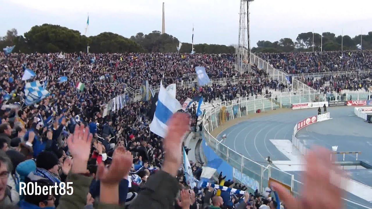 Pescara 3-1 Bari festeggiamenti sotto la Nord 30-1-2016
