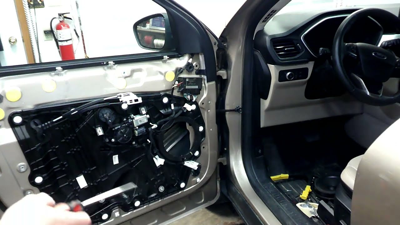 2020 Ford Escape Drivers Door repair DIY (read description for service bulletin info and parts info)