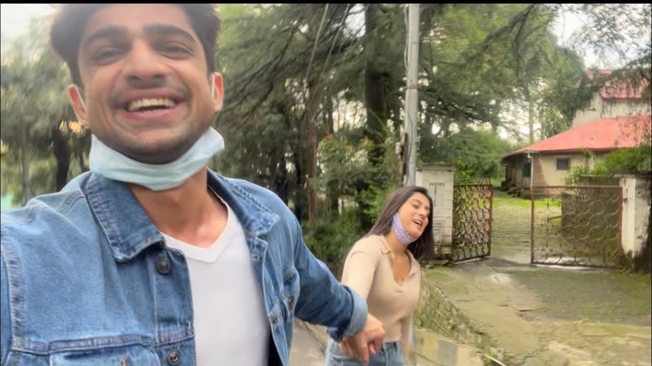 We reached Kasauli || Abhisha vlogs || Udaariyaan