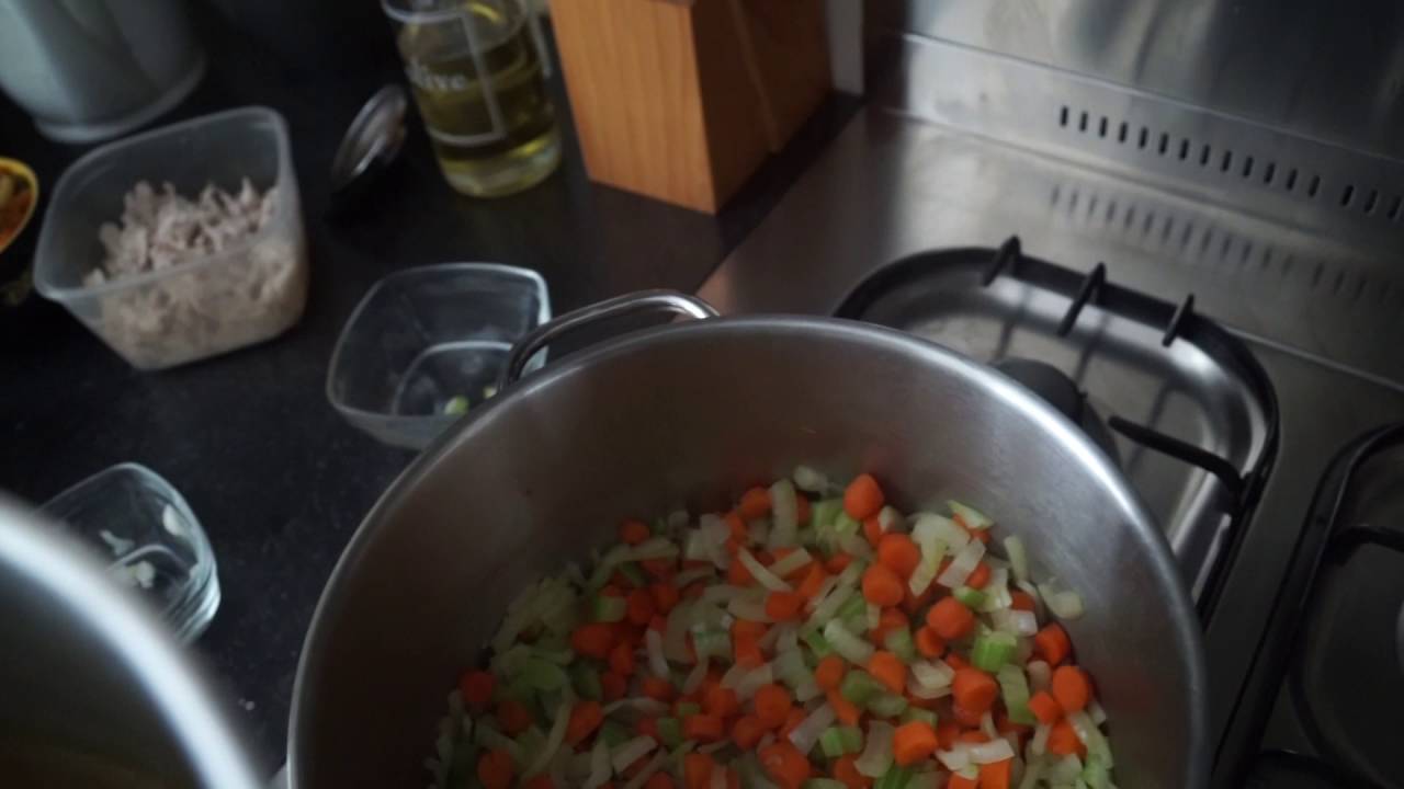 lekkere kip met pasta soep (vetlaag.com)