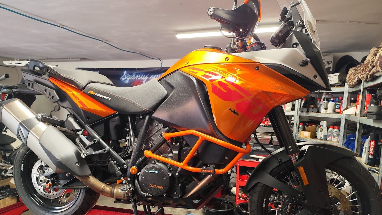 KTM 1190 Adventure, regulacja zaworów, duży przegląd, problem z częściami.