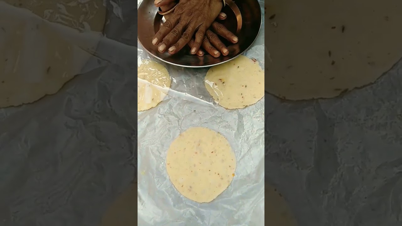 Aalu papad plate se Banaye Bilkul simple tharike se #yummy #tasty#youtubeshorts