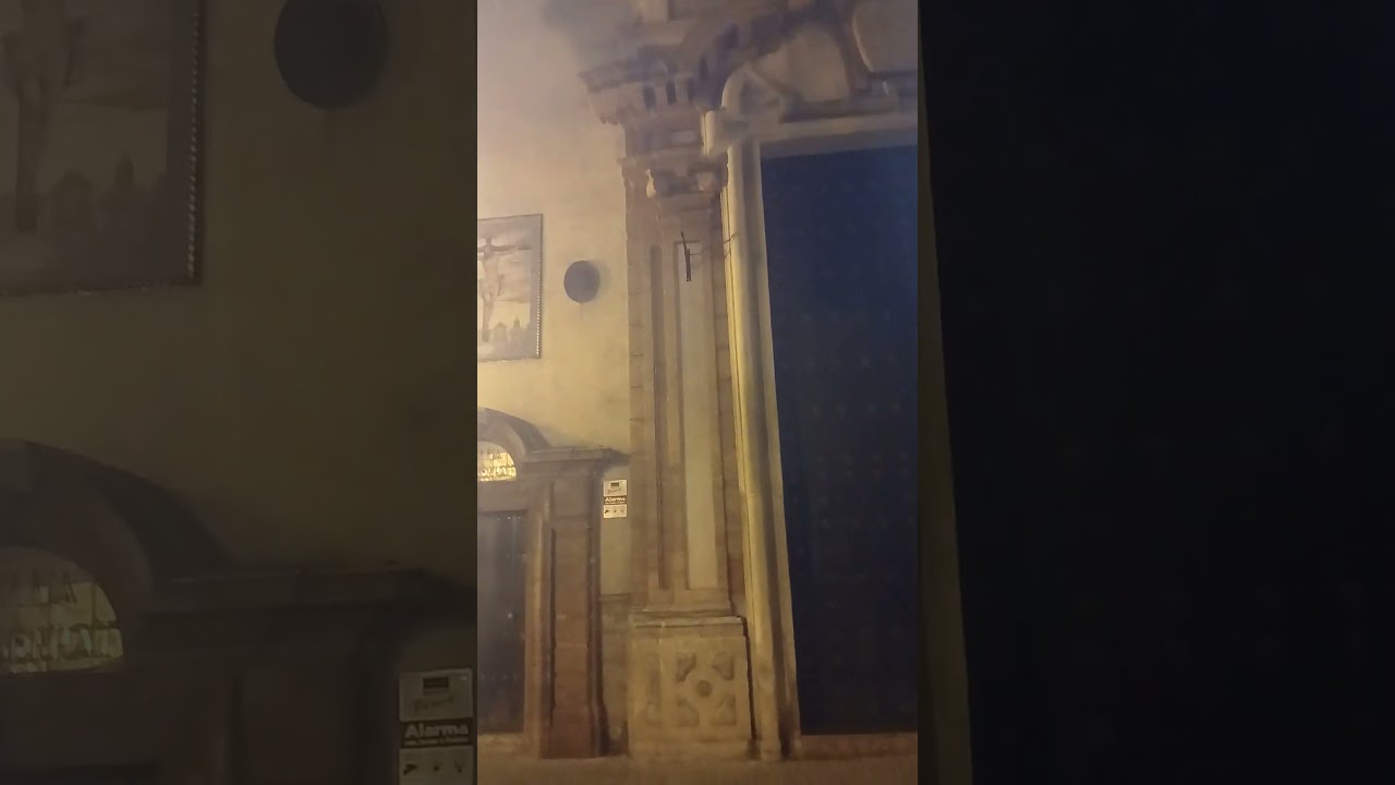 #viralvideo #shortvideo #sevilla #capilla #monserrat #vlog #trend #trending #shortfeed #shortsvideo