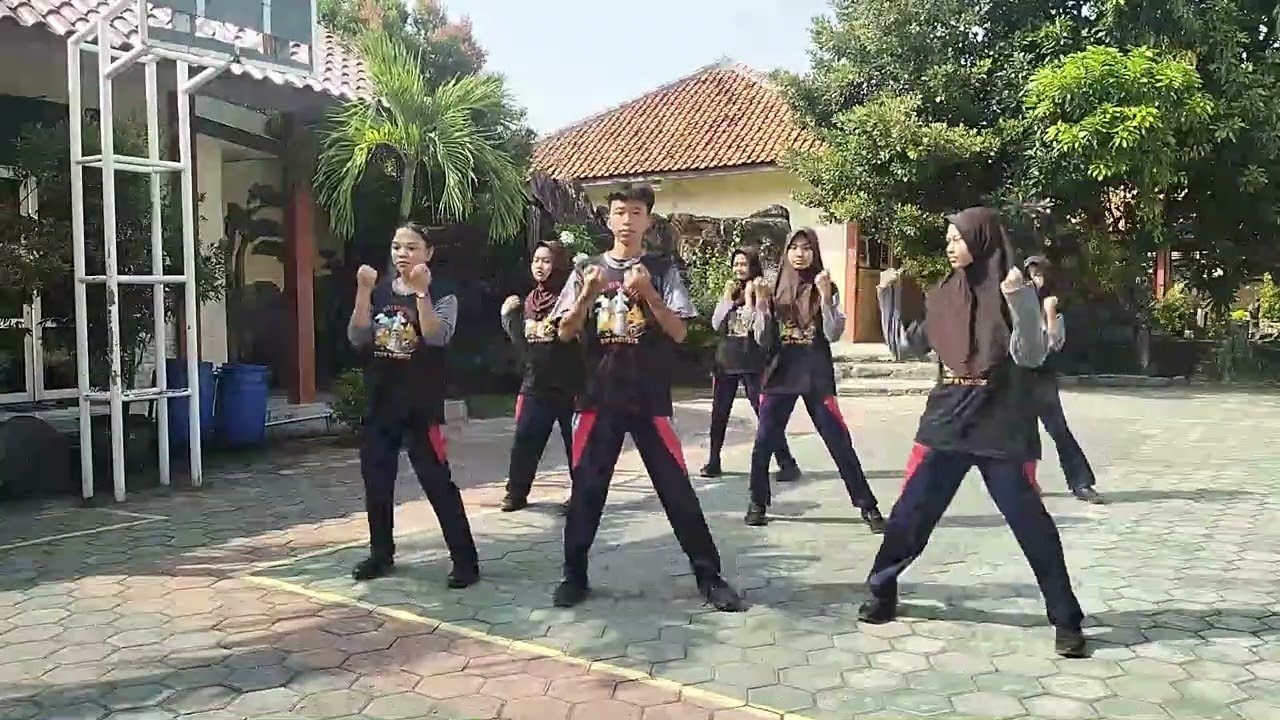 Lomba Senam Anak Indonesia Hebat 2025_SMP N 4 Brebes_Jawa Tengah
