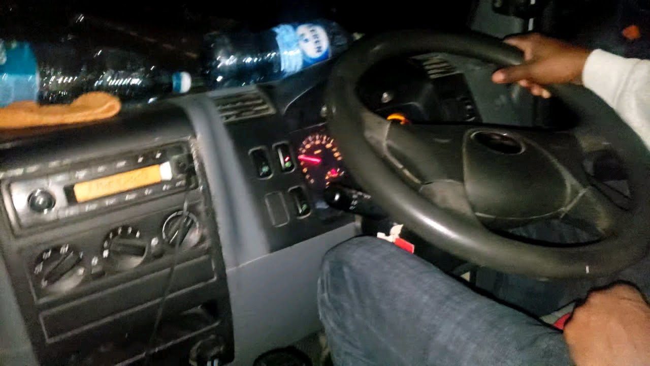 Driving Mitsubishi Fuso F1 7 Gear speed Manual December 16 2022