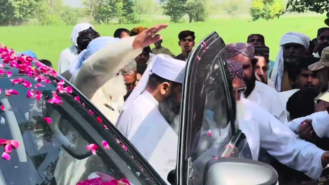 ڳوٺ مٽر ڪوٽ اوٻاوڙو ۾ مرشد کریم پیر سید سخی محمد سردار علی شاھ جیلانی قادری جو شاندار استقبال