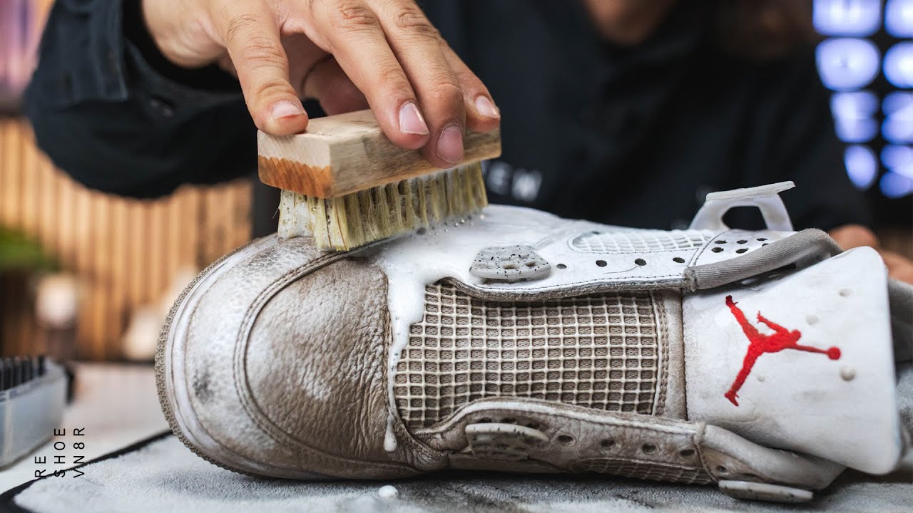 How To Clean The Air Jordan 4 White Oreo With Reshoevn8r