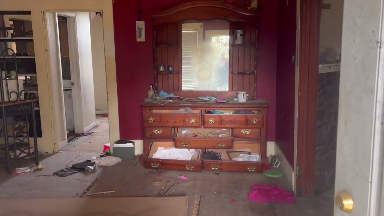Bid on abandoned home $21000