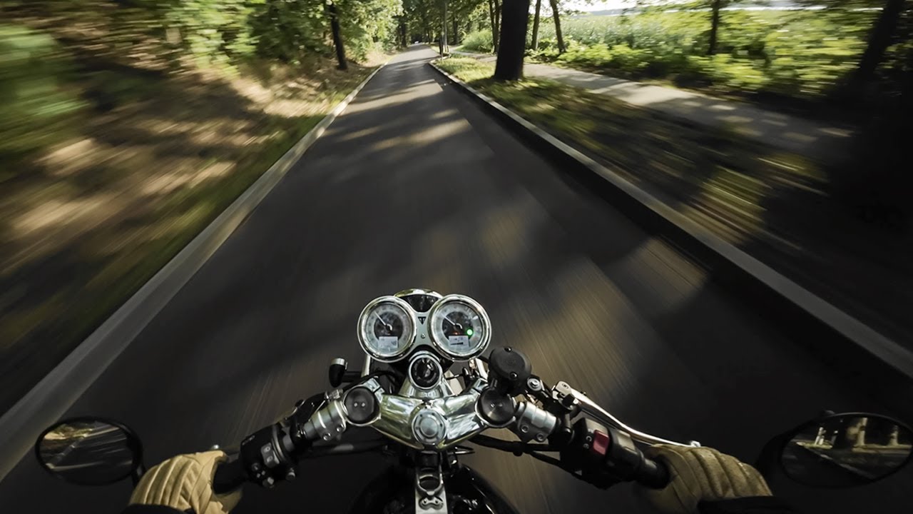 Triumph Thruxton RS Exhaust Sound