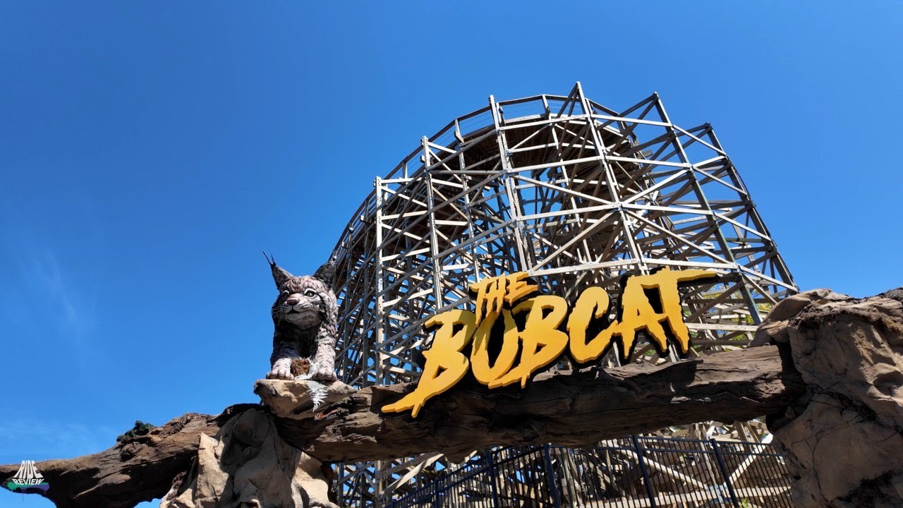 Bobcat - Six Flags Great Escape - Gravitykraft Corporation - Wooden Coaster