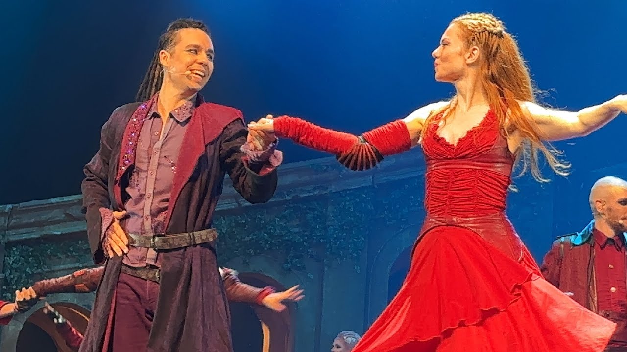 2023.02.26 Remeo et Juliette Avoir 20 ans curtain call (John Eyzen focus)